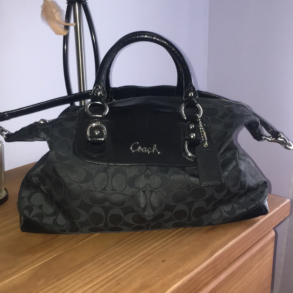 Black Coach Purse 👜🖤